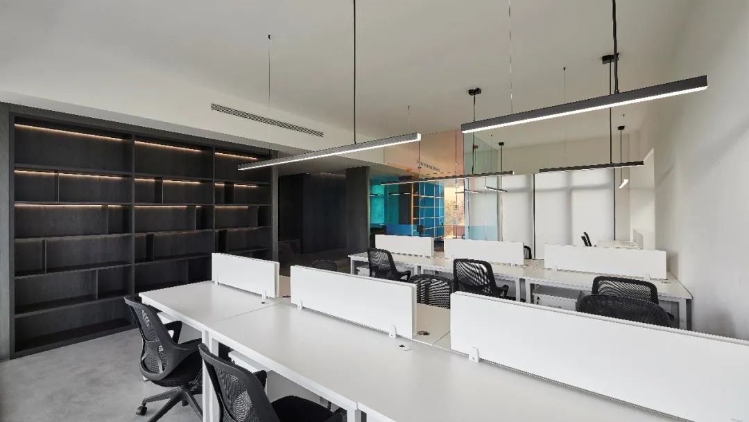 郑州设计公司极简风办公室装修设计案例