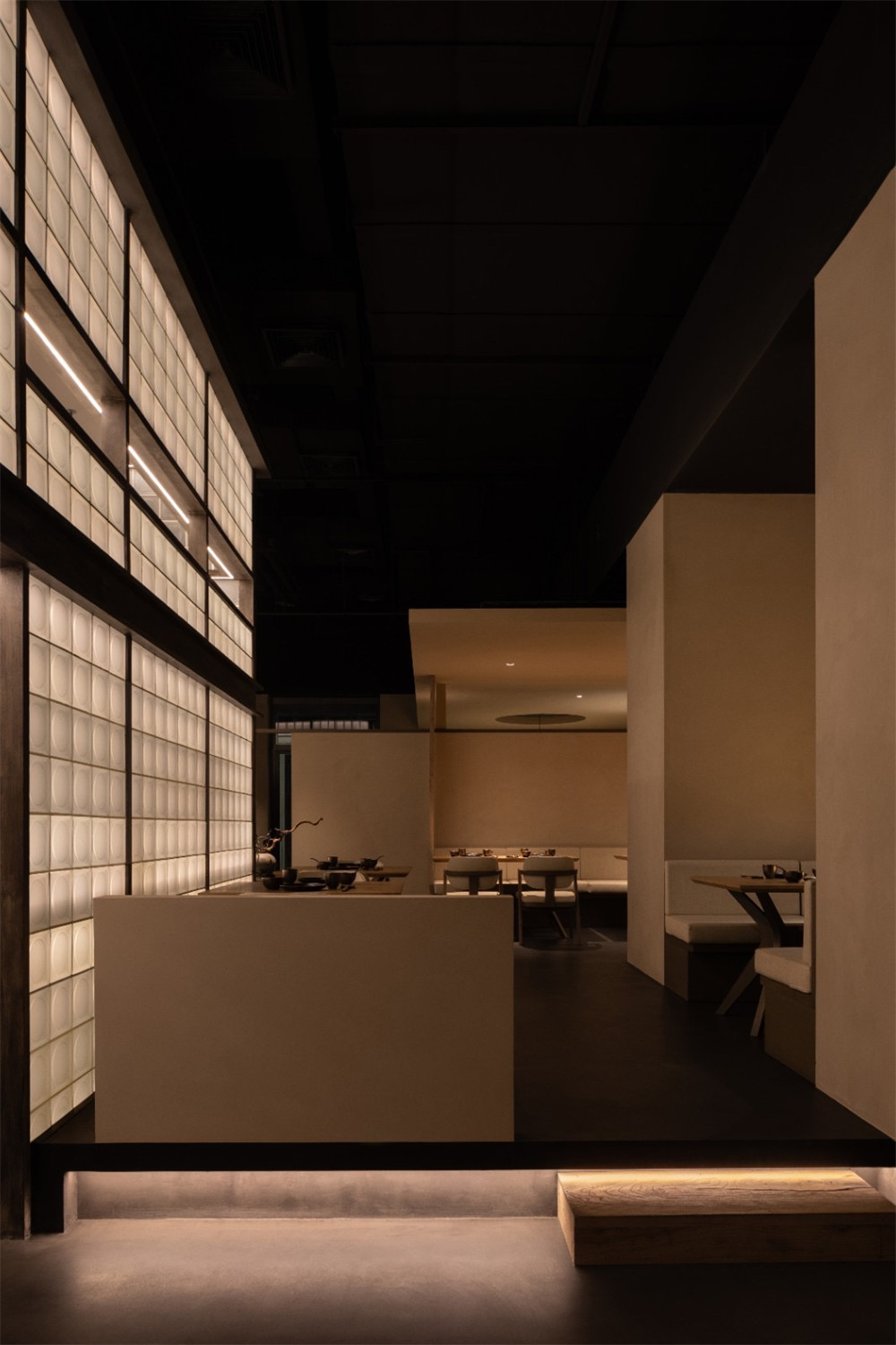 传统园林融合现代美学  眉舍川菜餐厅装修设计(图8)