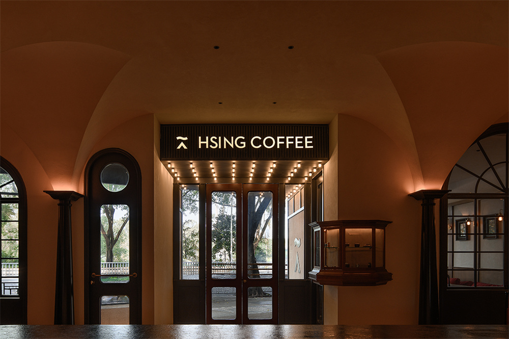 郑州金博大分享积兴里连锁咖啡厅装修设计(图2)